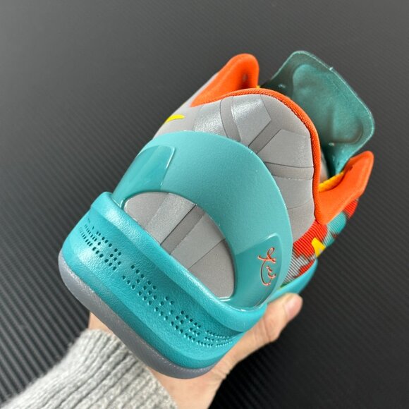 Nike Kobe 8 Venice Beach 2024 NIB - SIZE 11M/12.5W - Picture 6 of 7